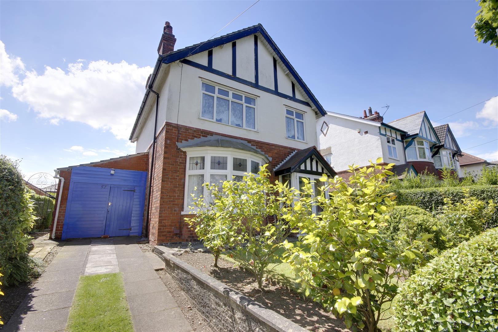 Matthew Limb Property for sale in West Hull